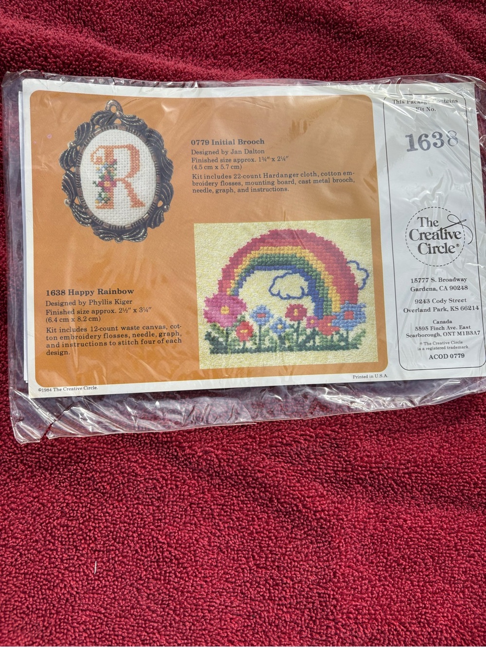 The Creative Circle 'Happy Rainbow' and Brooch Cross Stitch Kit - Multicolor